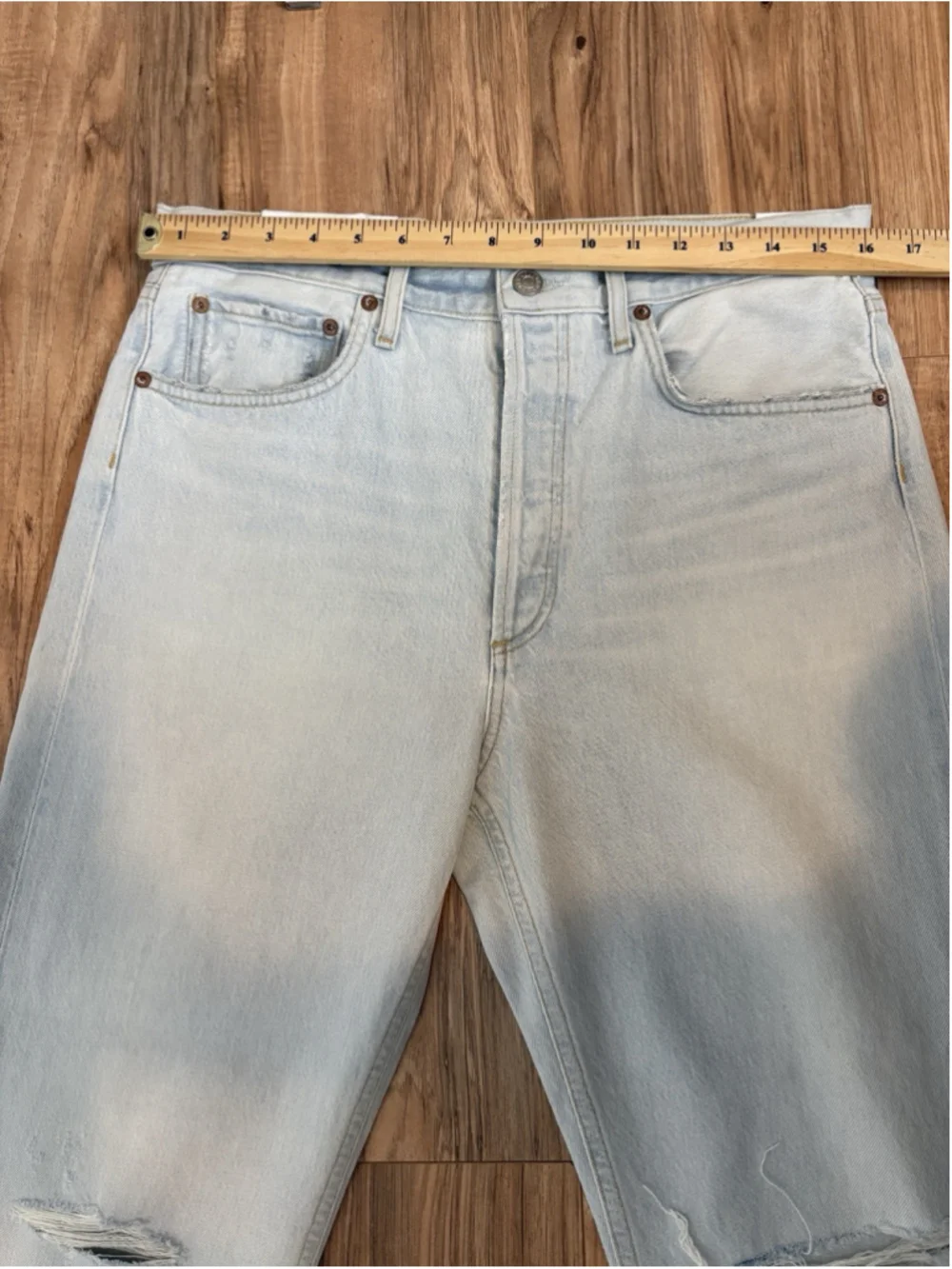 NWT AGOLDE 90s Mid Rise Straight Crop Jeans Distressed Light Wash Size 29 - Picture 9 of 12